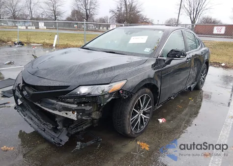 2022 Toyota Camry Se z USA, uszkodzony, nr VIN 4T1G11AK0NU633837